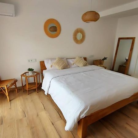 El Alema I. Apartamento De Diseno En Gandia.アパートメント エクステリア 写真